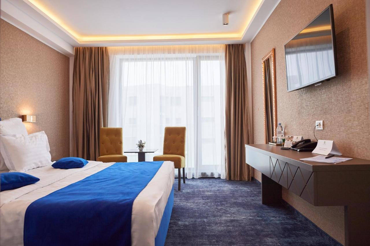 Fotografie hotel Cluj inainte de editare