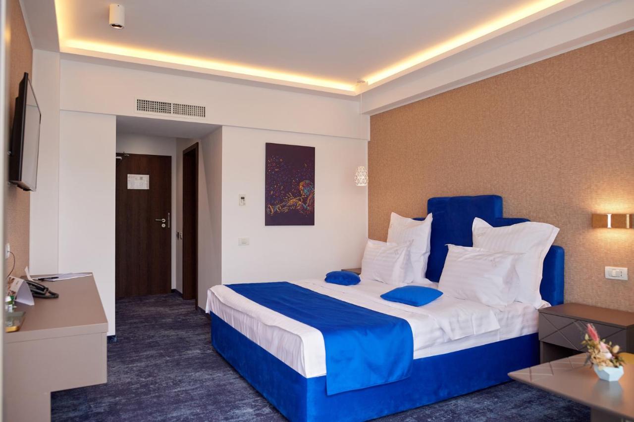 Fotografie hotel Cluj inainte de editare